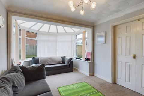 13 Grange Drive, Tattershall, Lincoln, LN4 4GJ