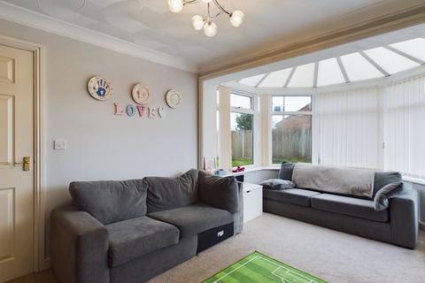 13 Grange Drive, Tattershall, Lincoln, LN4 4GJ