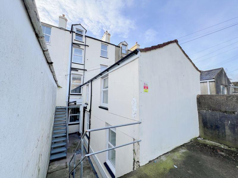 4 Belmont Terrace