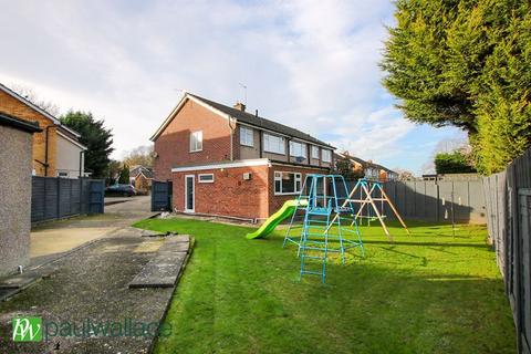 28 Windsor Close, Cheshunt, Waltham Cross, EN7 5LW