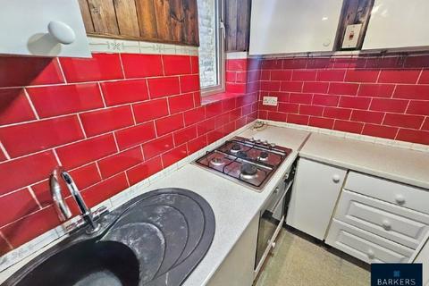 2 bedroom end of terrace house for sale, Soothill Lane, Soothill, Batley