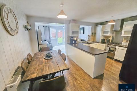 3 bedroom semi-detached house for sale, Westcliffe Road, Cleckheaton