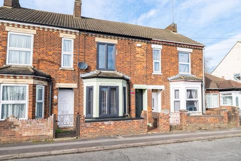 2 bedroom terraced house for sale, Regent Street, Bletchley, Milton Keynes