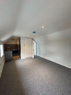 1 bedroom apartment to rent, 8 Norwich Road