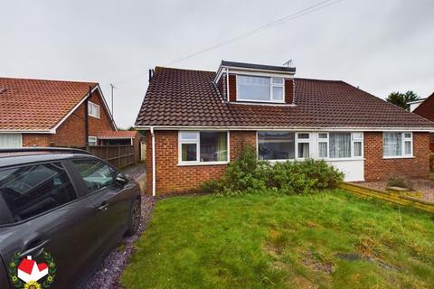 4 bedroom semi-detached house for sale - Gilpin Avenue, Hucclecote, Gloucester, GL3 3DF