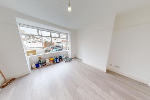 55 Midhurst Avenue, Croydon, CR0 3PS