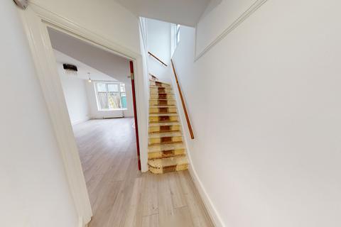 55 Midhurst Avenue, Croydon, CR0 3PS