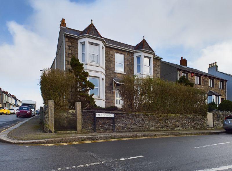 Trefusis Road, Redruth Substantial detached house 4 bed detached house for sale £440,000