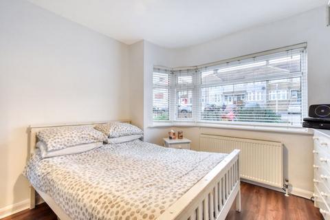 112 Eversley Avenue, Bexleyheath, DA7 6RG