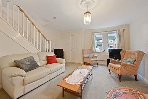 21 Chelmsford Close, Sutton, SM2 5BG