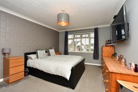 2 bedroom maisonette for sale, Maidstone Road, Paddock Wood, Kent