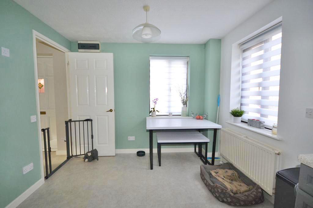 Kitchen & Dining Room