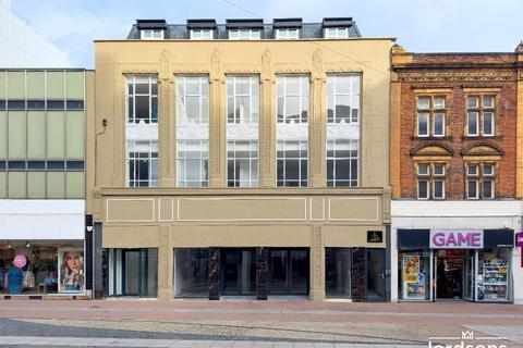 2 bedroom flat to rent, 122-124 High Street, Southend on Sea, Essex, SS1 1JT