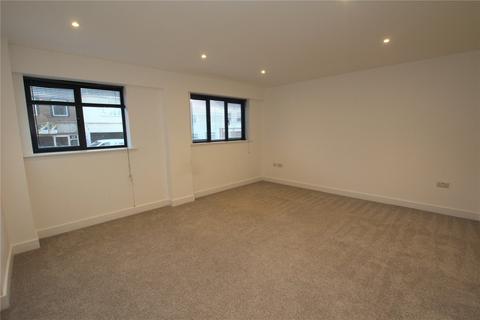 Studio to rent, Commercial Road, Swindon, SN1