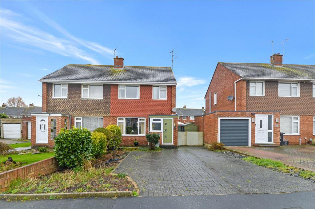Kilsby Drive, Coleview, Swindon, SN3 3 bed semidetached house for sale