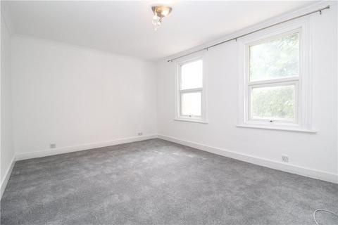 2 bedroom terraced house to rent, Balfour Road, London, W13