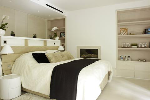 4 bedroom mews to rent - Adams Row, W1K