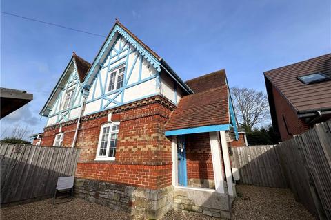 2 bedroom semi-detached house for sale, Old Road, East Cowes, Isle of Wight