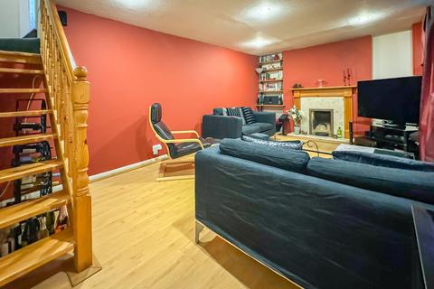 3 bedroom semi-detached house for sale, Park Lane, Newmarket