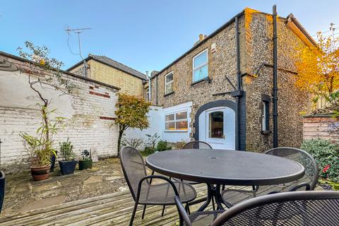 undefined, Park Lane, Newmarket