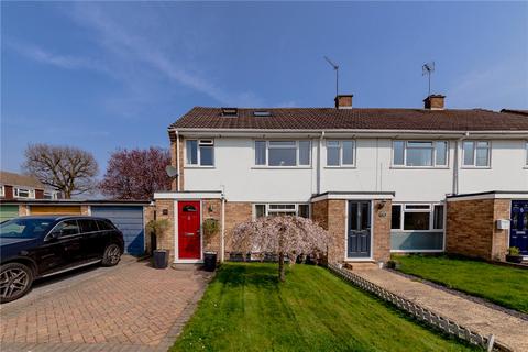 58 Bartons Drive, Yateley, GU46 6DP