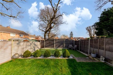 58 Bartons Drive, Yateley, GU46 6DP
