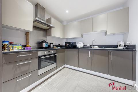 1 bedroom apartment for sale, Hemingford Court, Gartlet Road, Watford, WD17