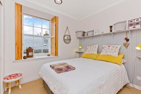 Flat 2fr, 1 Brae Street, Dunkeld, PH8 0BA