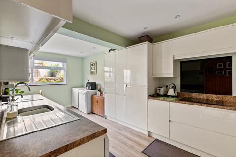 1 Brambley Crescent, Folkestone, CT20 3PU
