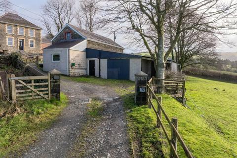 3 bedroom property with land for sale, Gwyddgrug, Pencader, SA39