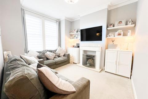 12 Priory Road, Croydon, CR0 3QY