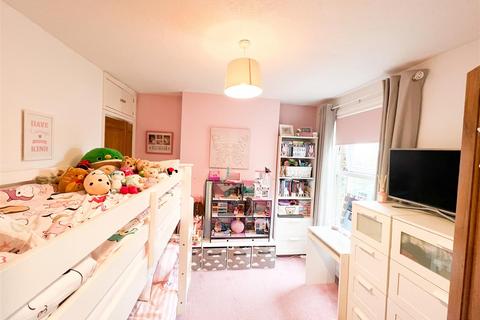 12 Priory Road, Croydon, CR0 3QY