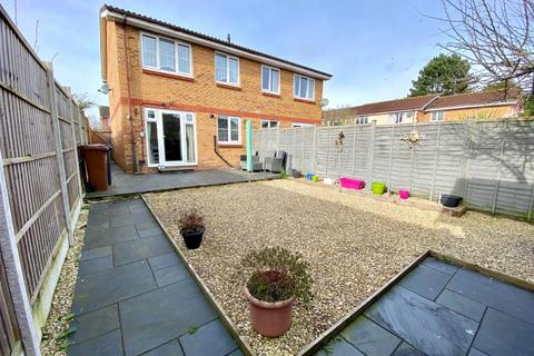 3 bedroom semi-detached house for sale, Hawthorn Close, Cullompton