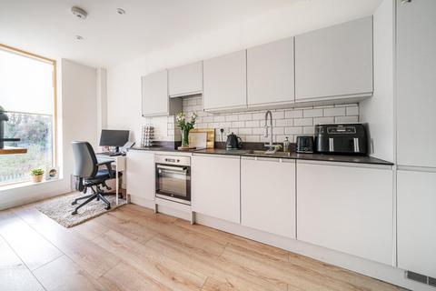 2 bedroom flat for sale, Liddon Road, Bromley