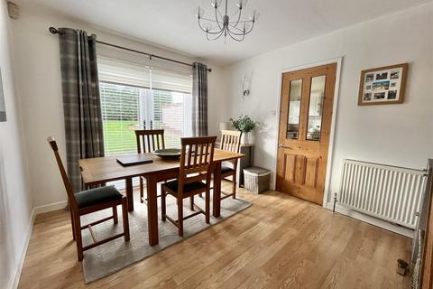 53 Beechfield Avenue, Skelmanthorpe, Huddersfield, HD8 9BZ