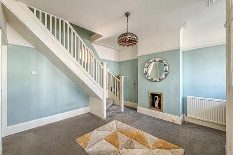 18 Hawkwell Road, Hockley, SS5 4DA