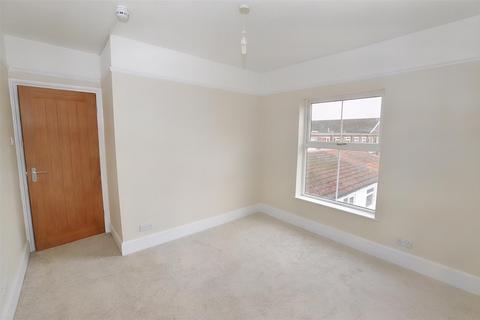 2 bedroom flat for sale - Waterbank Road, Sheringham