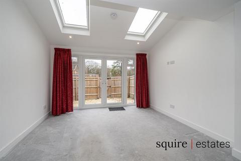 2a Fallowfield Walk, Hemel Hempstead, HP1 3NZ
