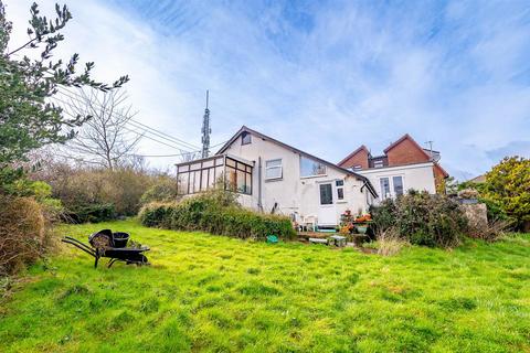 4 bedroom detached bungalow for sale, Wilmington Road, Newhaven