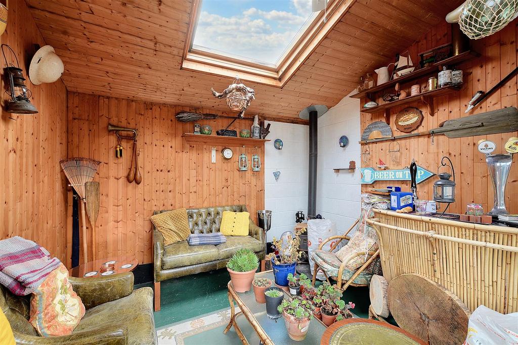 Garden room.jpg