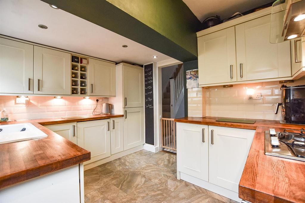 ## Kitchen.jpg
