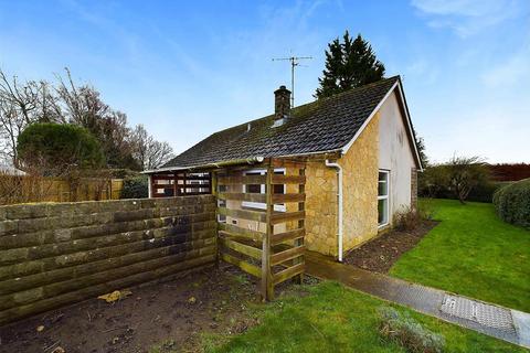 3 bedroom detached bungalow for sale, Newleaze Park, Broughton Gifford SN12