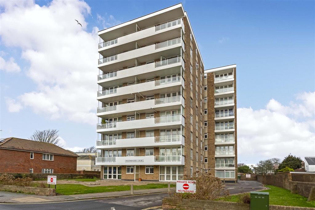Brighton Road, Worthing 2 bed flat for sale £260,000