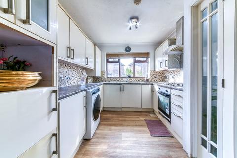 5 bedroom end of terrace house for sale - Saffron Close, Croydon, CR0