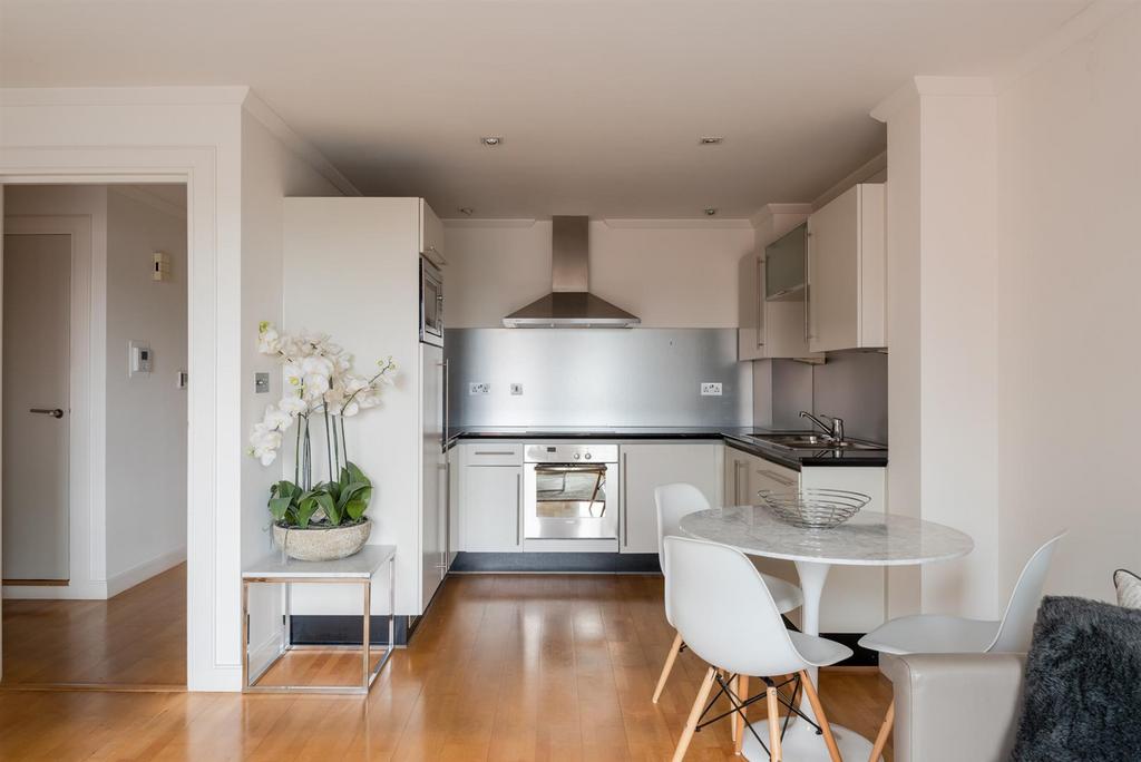 Flat 601 7 High Holborn-12.jpg