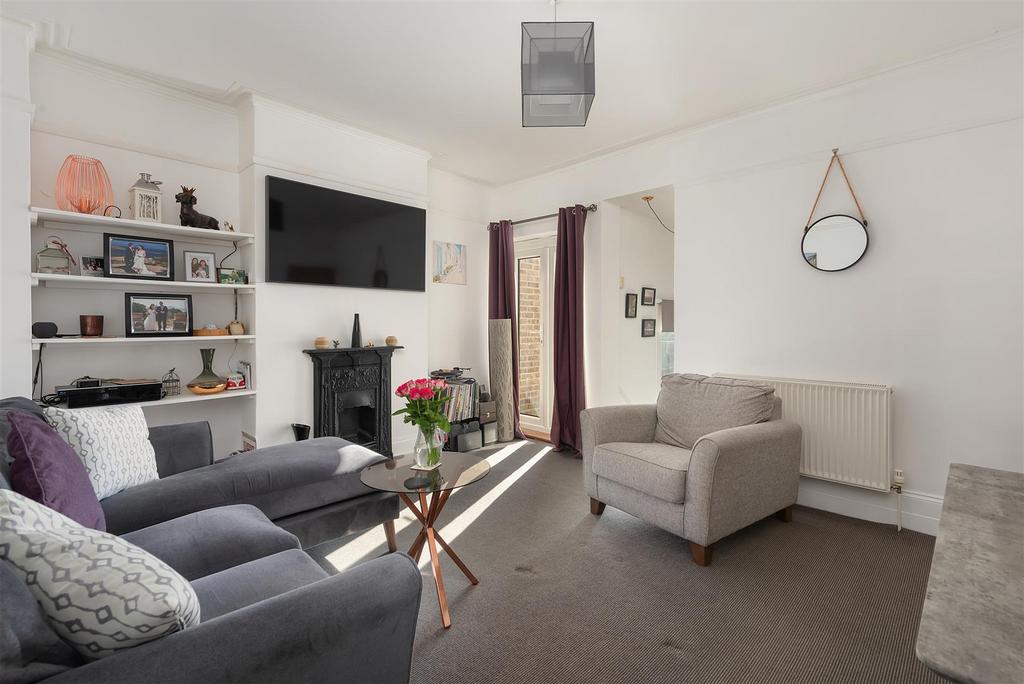 Tankerton Road, Tankerton, Whitstable 2 bed flat for sale £285,000