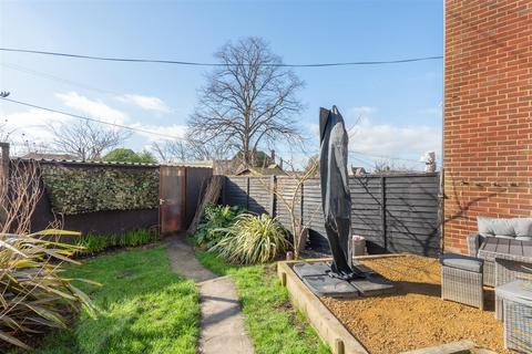 2 bedroom flat for sale, Tankerton Road, Tankerton, Whitstable