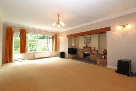 3 bedroom detached house for sale, Ferndale Drive, Kenilworth