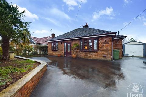 2 bedroom detached bungalow for sale, Driffield Road, Lydney GL15