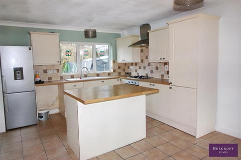 26 Common Road, Thurnscoe, Rotherham, S63 0SE